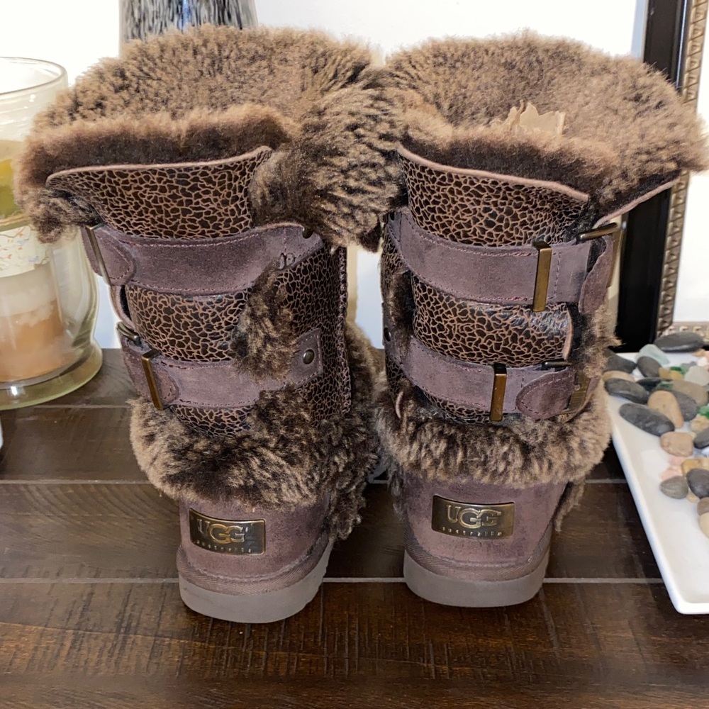Rare!! UGG Skylah Brown Bomber Leather Faux Fur Boots Size 6 - Picture 7 of 15